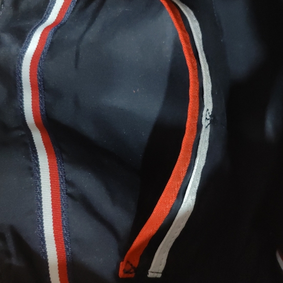 Tommy Hilfiger shoulder bag - Picture 12 of 12